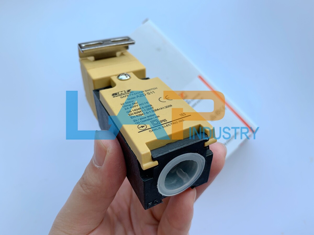1PCS NEW FOR SHINOZAKI AZDS11 Safety Door Switch Free Shipping ZMI eBay