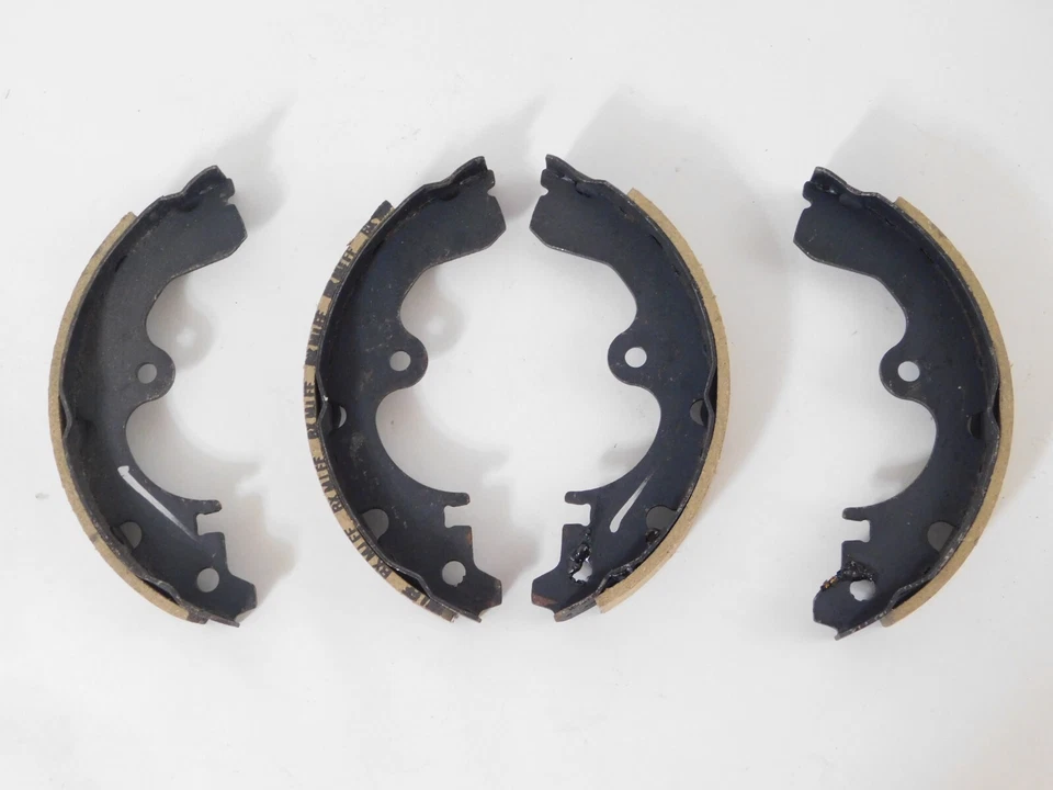 Nuevo Juego de pastillas de freno trasero Bendix 642 - Hecho en EE. UU. - Toyota Tercel Foto 2 de 3