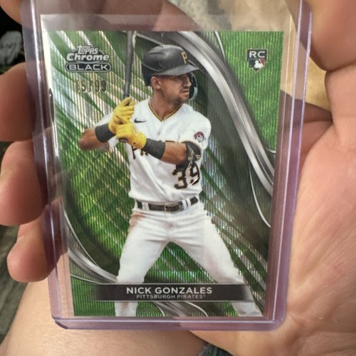 2024 green refractor topps chrome black, nick gonzalez #22 /99