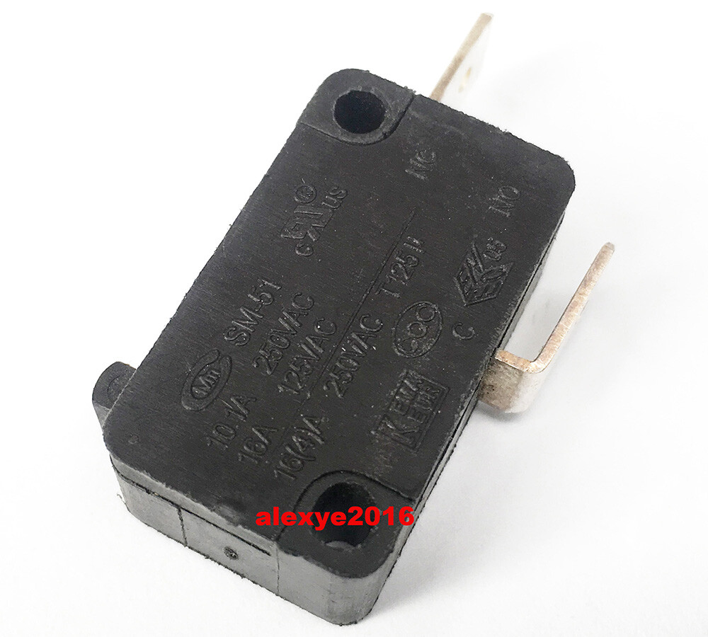 Merchant CMm SM-51 Micro Limit Switch Com And Nc 2 Pins 16A 125