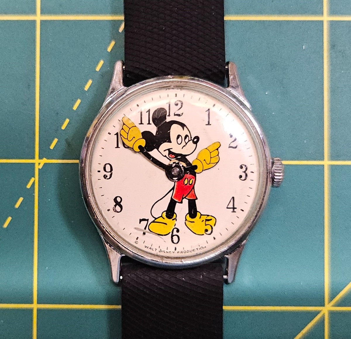 Serviced Vintage 1970 Disney Mickey Mouse Timex FUN TIMER Watch