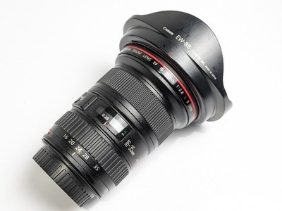 Canon EF 16-35mm F/2.8 L II USM Zoomobjektiv [Top mit Haube] schneller Versand
