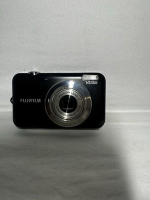 Fuji Film FinePix AV200 14 Mega Pixels, with 3x Optical Zoom with