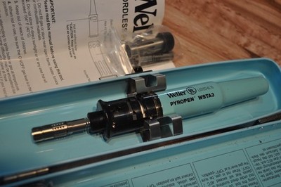 Weller WSTA3 Cordless Pyropen Solder Iron 3S5-503 NEWwDENTED CASE