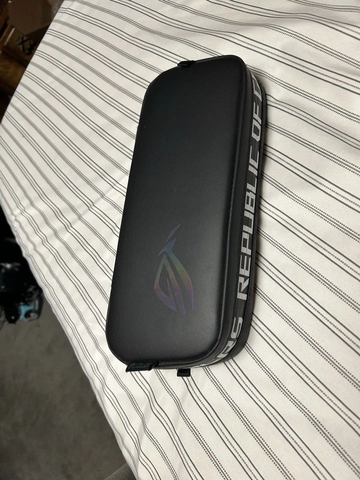 ASUS ROG Ally (Brand New, No Box) + Official Case + Insignia Bumper Case - Image 4 of 4