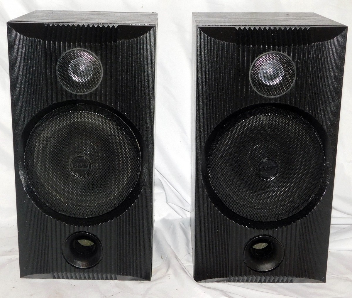 B&W 2002 ZMF Shielded Bookshelf loudspeaker system | eBay