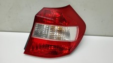 BMW 1er E87 116i - R�ckleuchte R�cklicht hinten rechts 6224502 (00)