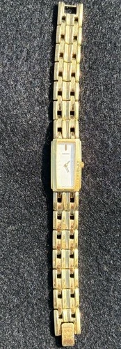 Vintage Seiko Tank Watch Women 15mm Gold Tone 4N00-7089 Extra Links New Battery