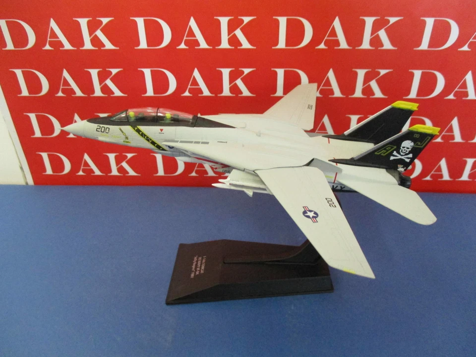 Die cast 1/100 Modellino Aereo Aircraft Grumman F-14A Tomcat US Navy Jolly Roger - Immagine 3 di 4
