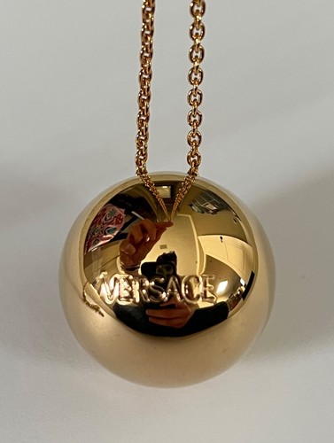 NIB Versace Logo Etched Ball Sphere Gold Pendant Medusa Long Chain Necklace $895 - Picture 15 of 20
