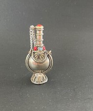 Collectible Vintage Tibet Brass &Turquoise Mini Bottle Metal Handicraft