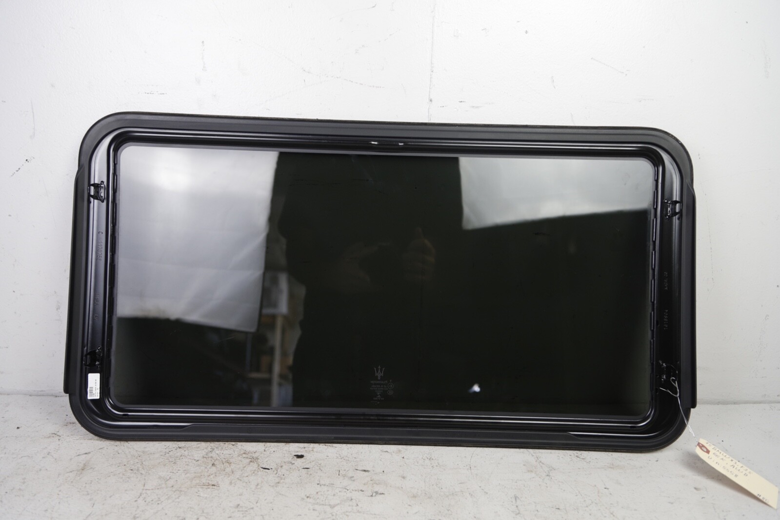 2014 - 2022 Maserati Ghibli M157 Sunroof Sun Roof Glass OEM 52k