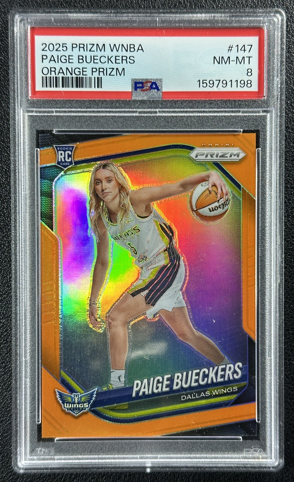 PAIGE BUECKERS PSA 8 2025 PANINI WNBA PRIZM #147 ROOKIE ORANGE RC 86/99 WINGS
