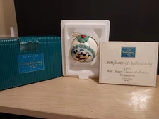 WDCC "Walt Disney Classics Collection" 1999 Ornament from On Ice in Box COA