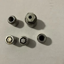 McGard 046155 Wheel Lock Set with Key