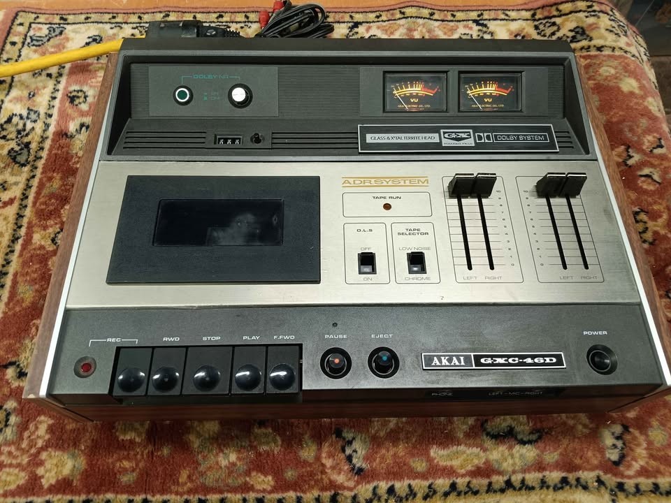 Vintage Akai GXC 46D tape cassette player for repair/parts