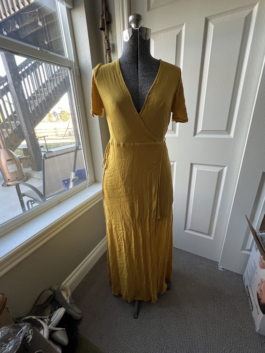 Lulus women's golden yellow wrap flutter sleeve flowy belted maxi dress  size: M