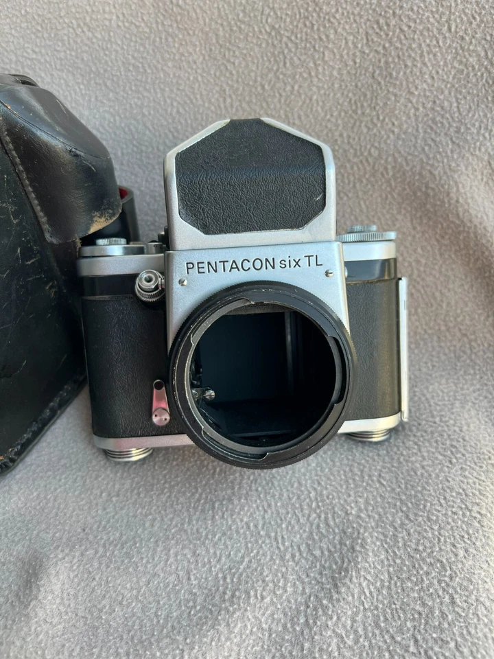 Pentacon Six SLR Medium Format 6x6 BODY Pentacon Six Mount - Image 2 of 4