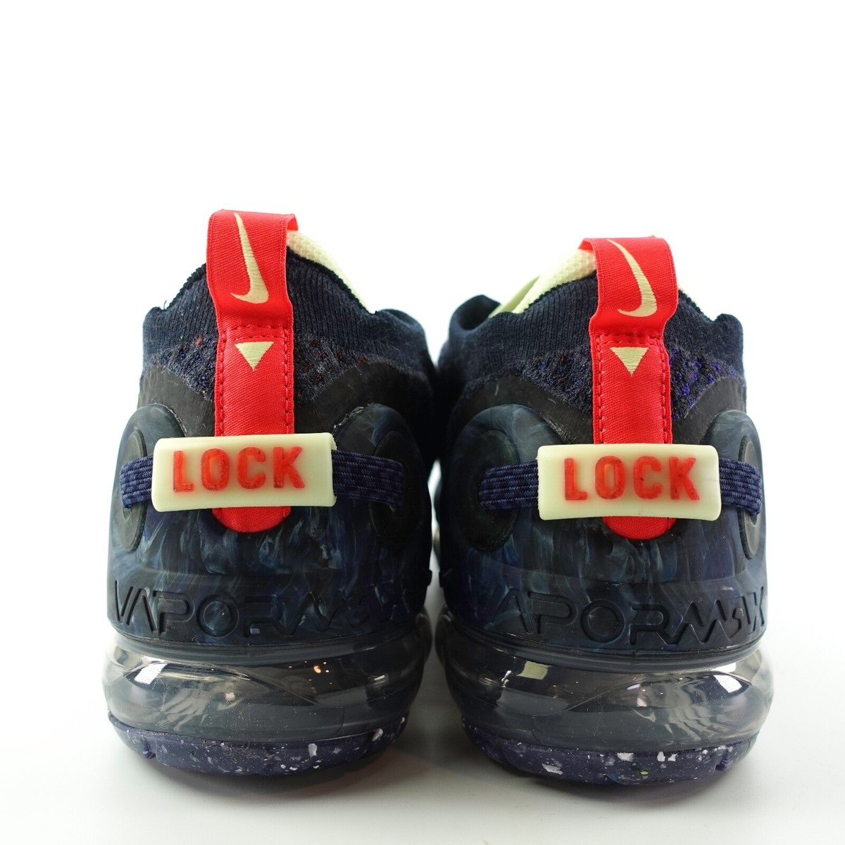 Nike Air Vapormax 2020 Flyknit Obsidian Siren Red CW1765-400  display picture 3