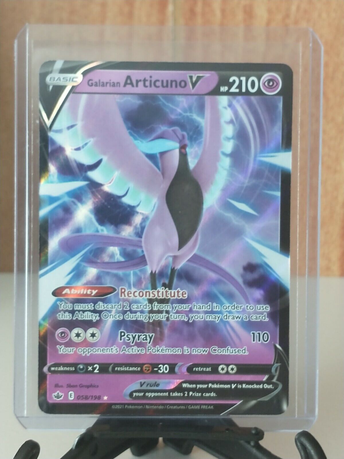 Galarian Articuno V 58/198 Pokemon Chilling Reign NM