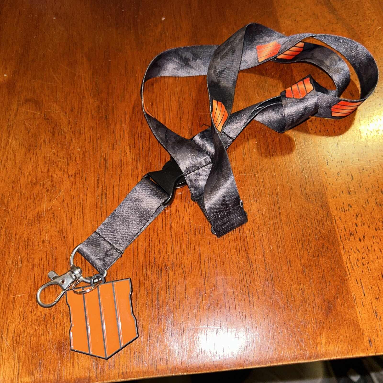 Picture 1 of 2
