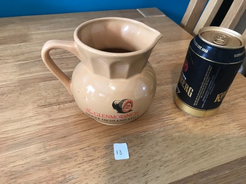Pub jugs whiskey,bells,teachers,grouse,black bottle etc. Tobacco jugs also - Foto 46 di 337