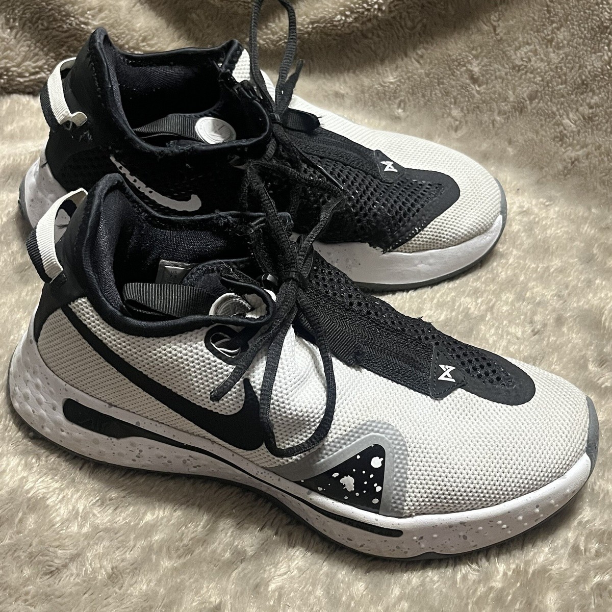 Nike Paul George PG 4 Oreo Cookie White Black CD5079-100
