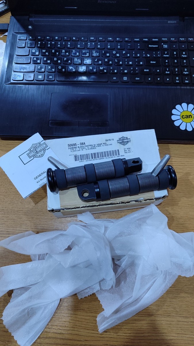 で　い New Obs Harley-Davidson Diamond Black Billet Style Footpeg w