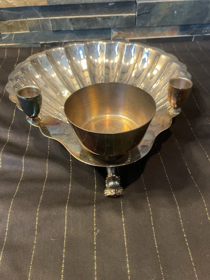 Plato para servir E. B. Rogers Silver Shell con candelabros Foto 4 de 4