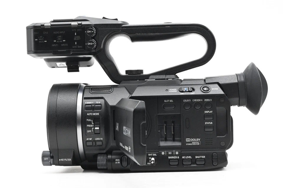 JVC GY-LS300 4KCAM Handheld S35mm Camcorder MFT (Body Only) #311 - Image 2 of 4