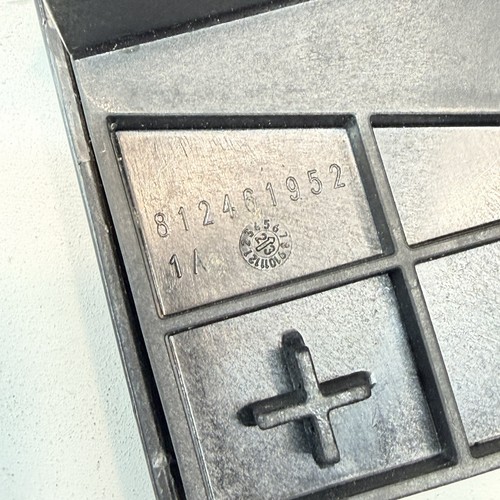 2016-2025 CHEVROLET MALIBU FUSE RELAY BATTERY JUNCTION BLOCK BOX OEM - Picture 12 of 17