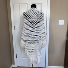 Vintage 70s Crochet Lover  s Knot Triangle Shawl White Boho Fringe Wrap Handmade