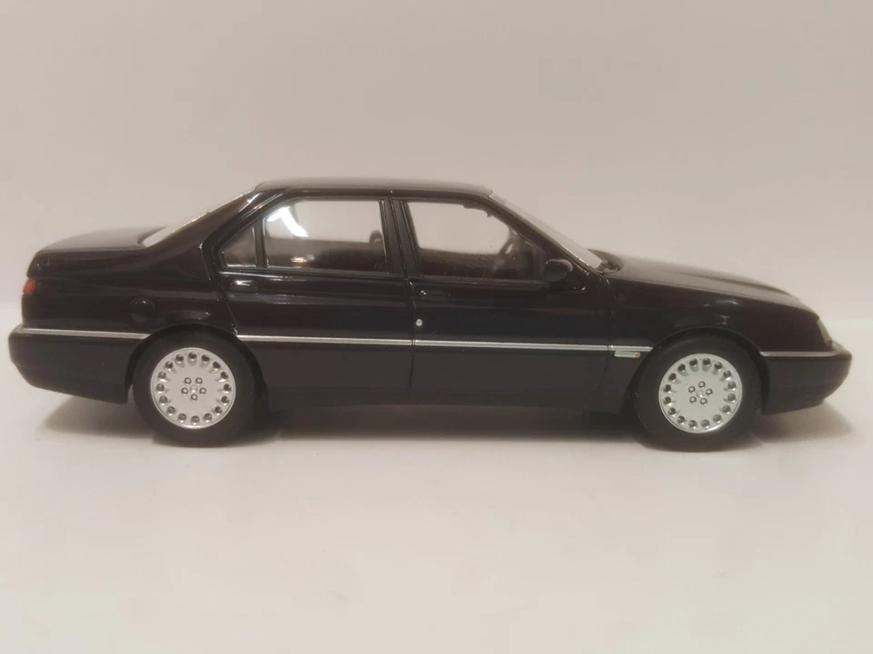 1/43 MINICHAMPS Alfa Romeo Alfa 164 2^serie - Immagine 2 di 4