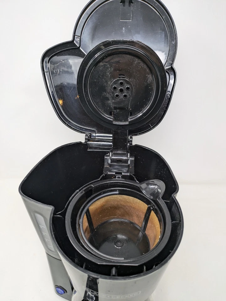 BLACK+DECKER CM0700B 4-in-1 5-Cup Coffee Station Coffeemaker Black - Image 3 of 4