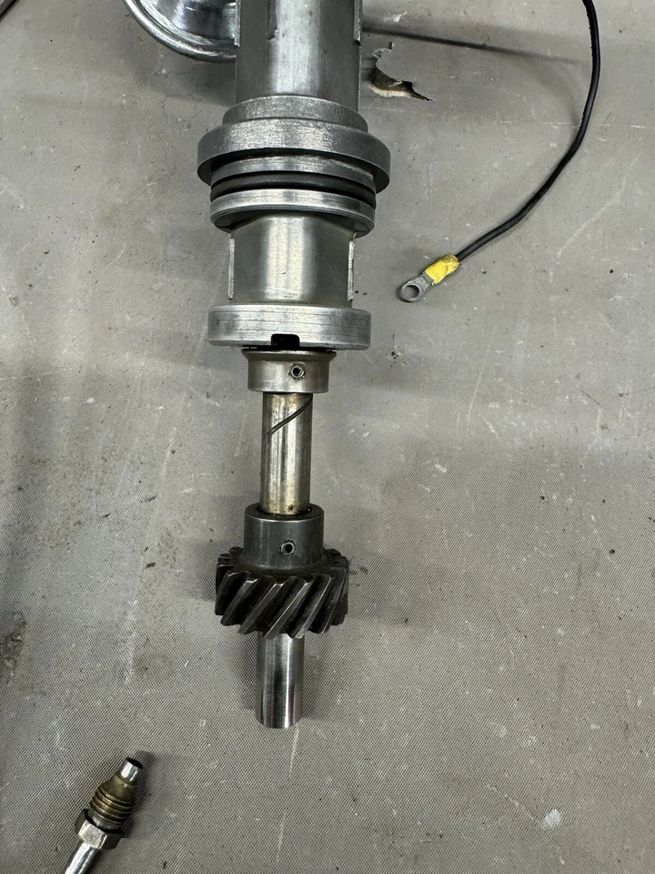 Ford Galaxie Mustang 289 302 351 1965-1966 distribuidor V8 FE aspiradora línea avanzada Foto 2 de 4