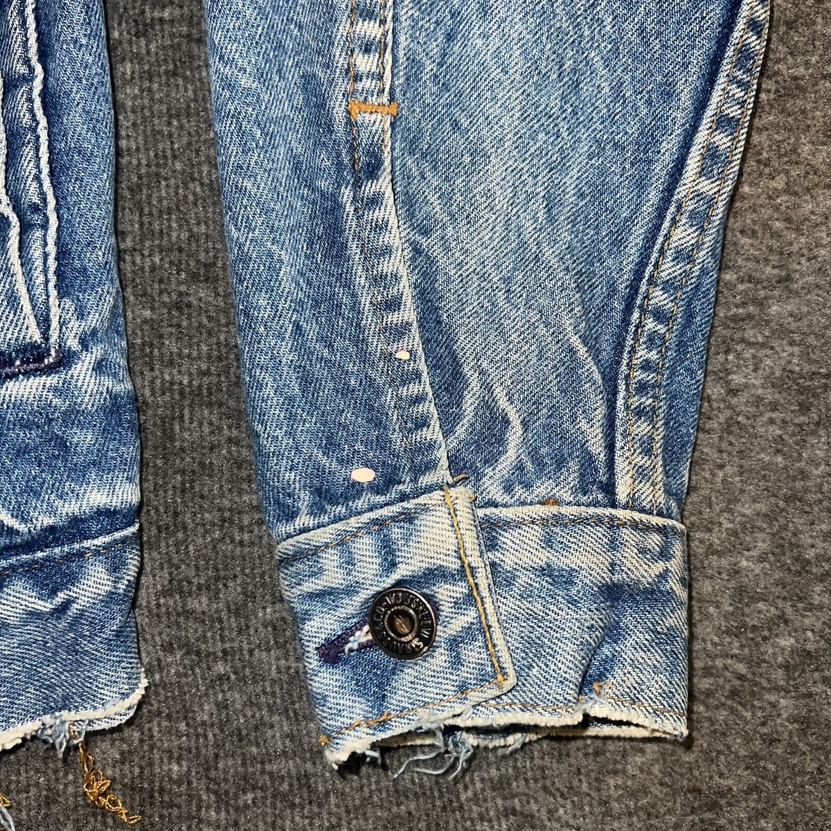 Kanye West PABLO Levis Jacket TLOP Tour Merch Size 36R Kanye West PABLO Levis Jacket TLOP Tour Merch Size 36R