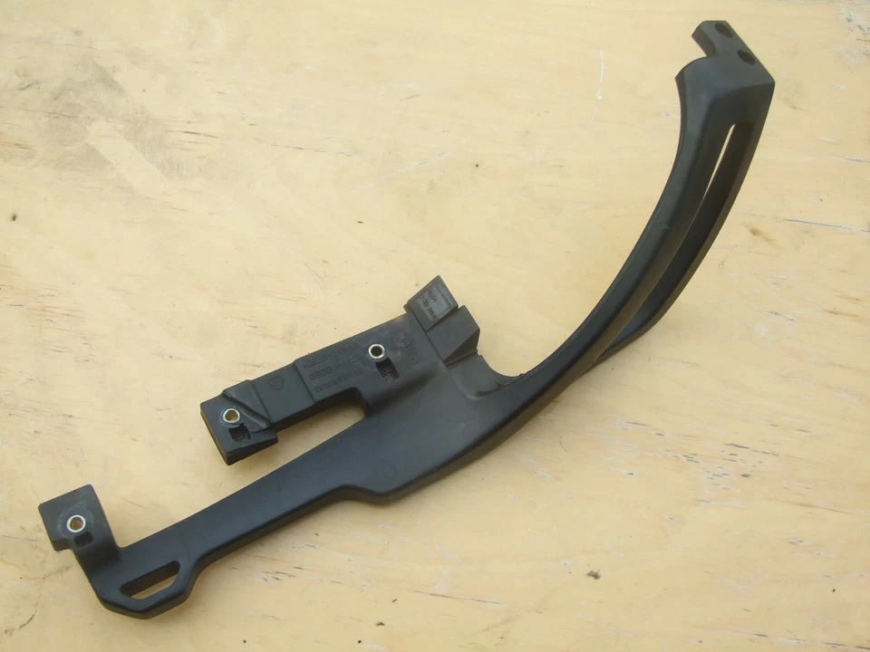 BMW R1150 RT rear luggage carrier rack left side section — 第 2/3 张图片