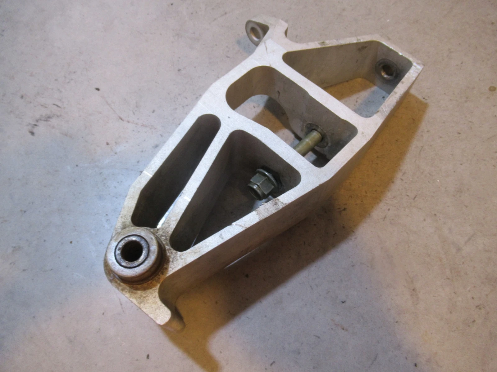 Polaris Pro RMK 800 Spindle Right 2012 #17