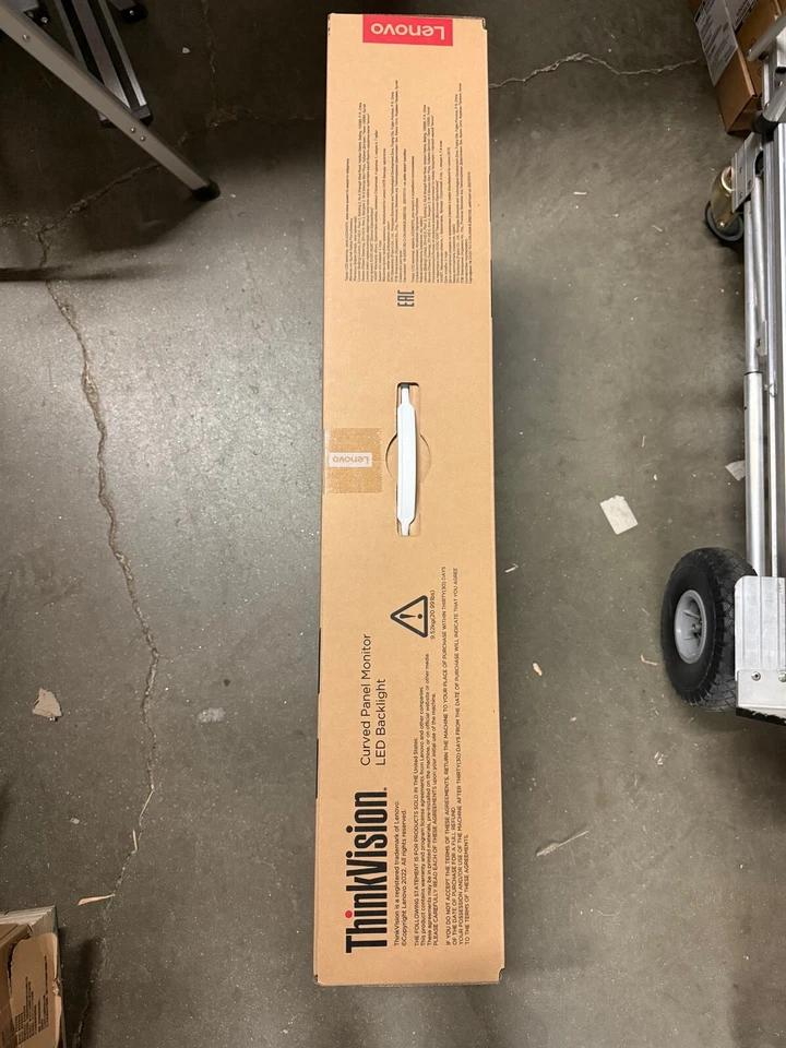 NEW Lenovo ThinkVision T34w-30 34" Class UW-QHD Curved Screen LCD Monitor 3Y WTY - Image 3 of 4