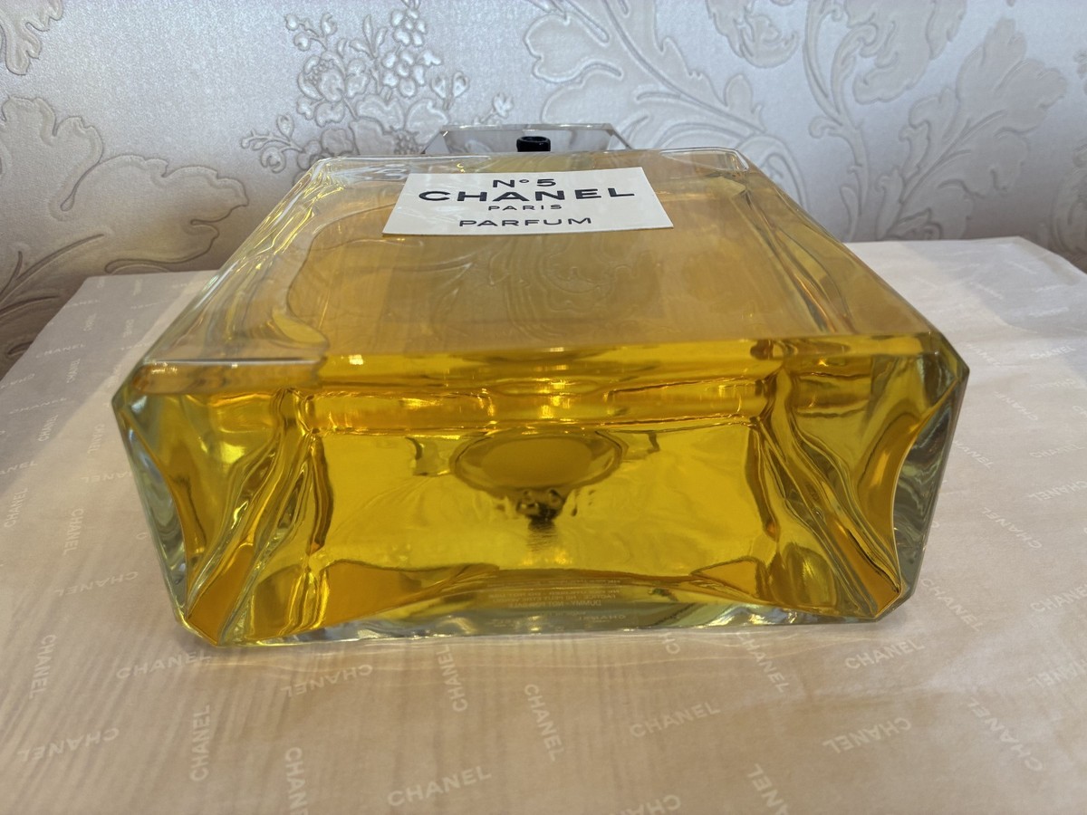 EXCELLENT GLASS FACTICE CHANEL №5 STORE DISPLAY 2 LITERS / 68 FL