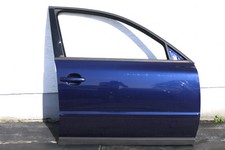 VW Passat 3B 3BG Kombi Limo Tür vorne rechts Beifahrertür blau LB5N ohneAnbautei