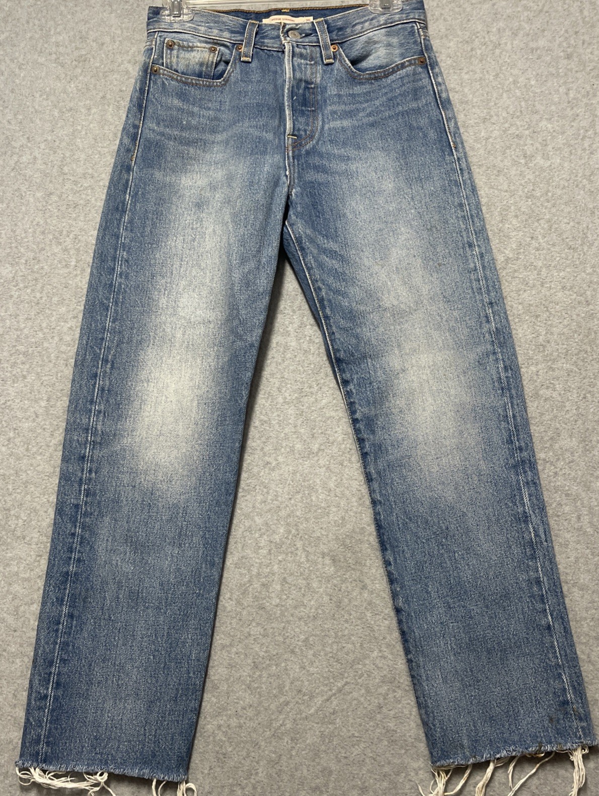 Levi's Jeans Womens 25 Denim Wedgie Straight Size 25x26 Button Fly Raw Hem