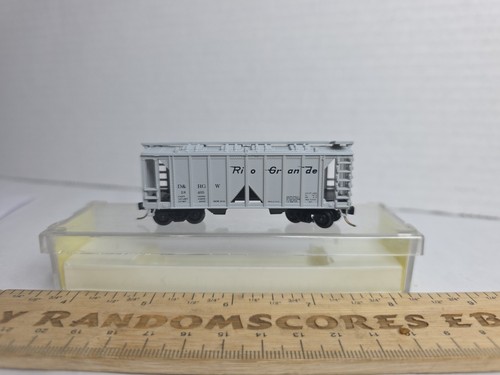 Camiones Kadee Loco Motive N 12050 2 bahías tolva cubierta Rio Grande D&RGW 18405 | Zustand: Used