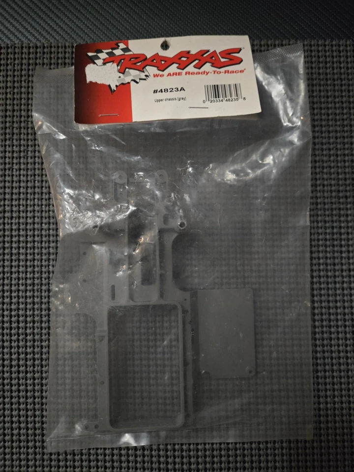 Traxxas Nitro 4Tec 3.3 Chasis Superior Rígidores Chasis Receptor Cubierta Caja Nuevo de Lote Antiguo Foto 3 de 4