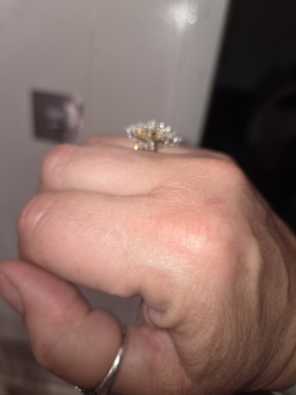 BEAUTIFUL Cluster & Baguettes Cz Engagement Ring … - image 5