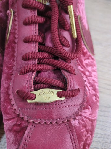 Nike Classic Cortez SE AV8205-600 Red Crush/Team Red Wmn Talla 6 Reino Unido Old School... - Imagen 9 de 15