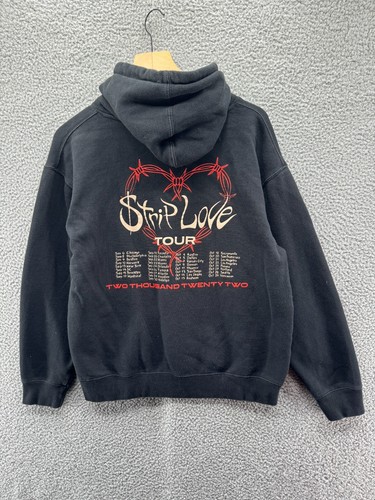 Karol G Sweatshirt Mens Medium Hoodie Strip Love Tour 2022 - Picture 4 of 7