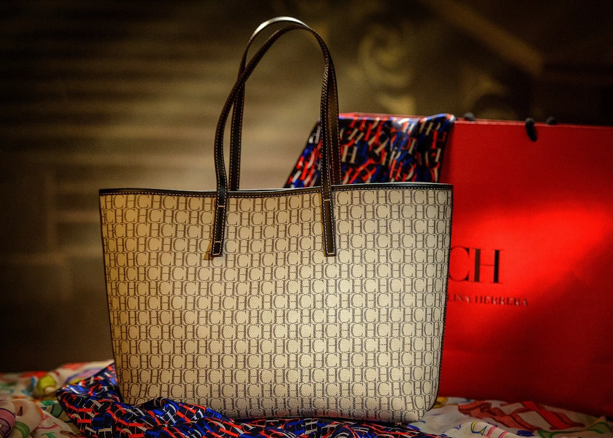 Discover more than 160 carolina herrera bags outlet best 3tdesign.edu.vn