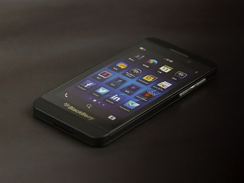 BlackBerry Z10 16GB BlackBerryOS LTE 3G 4G Unlocked Touch Smartphone - Picture 10 of 18