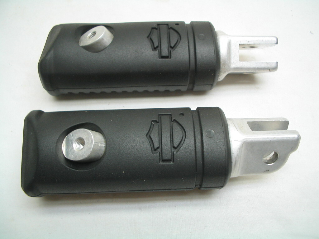 Stock OEM Rider Footpegs 50501106 50501107 Harley Softail '18-later NEW TAKE OFF